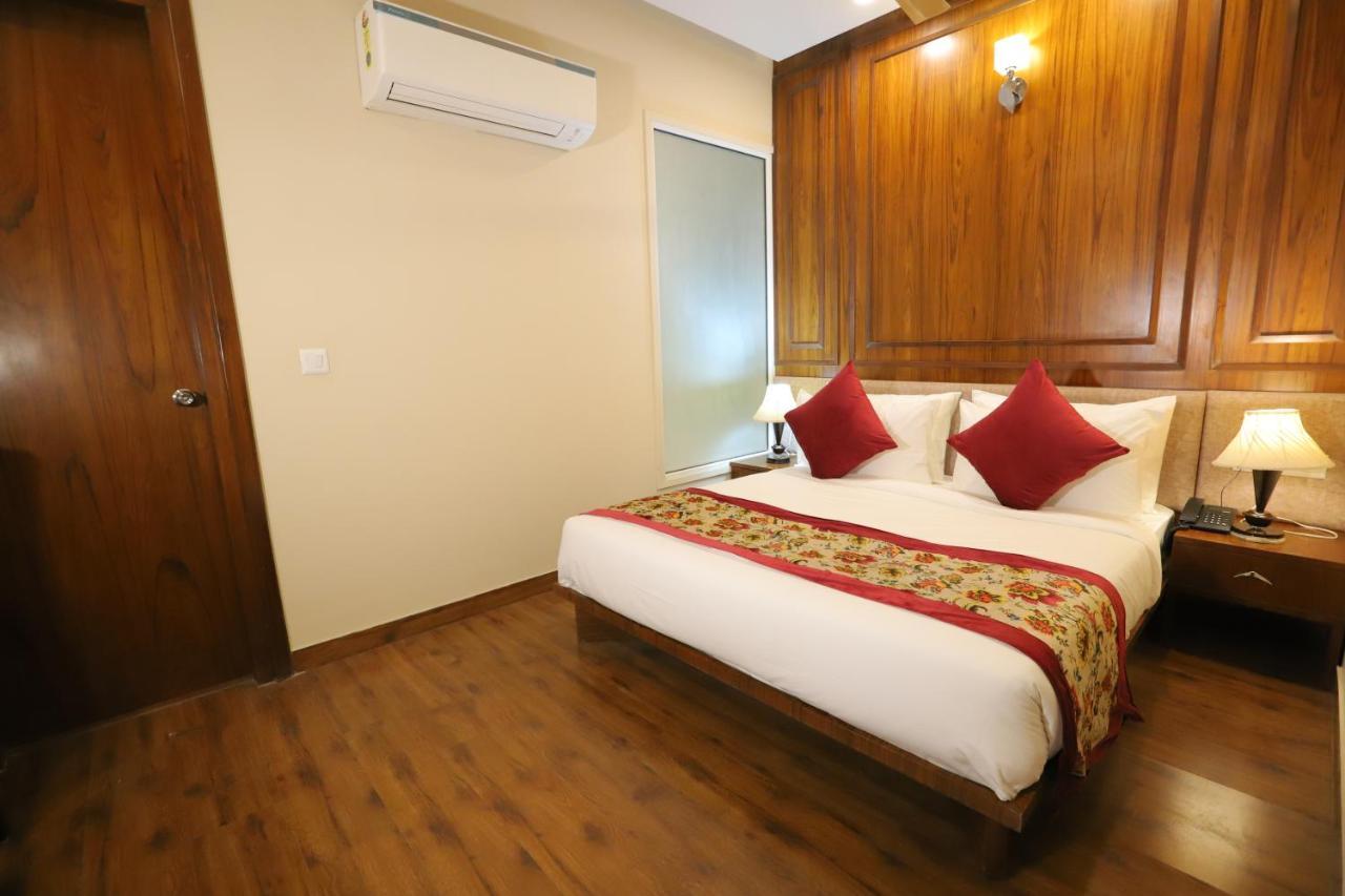 Ip Royal Hotel - Ню Делхи Екстериор снимка