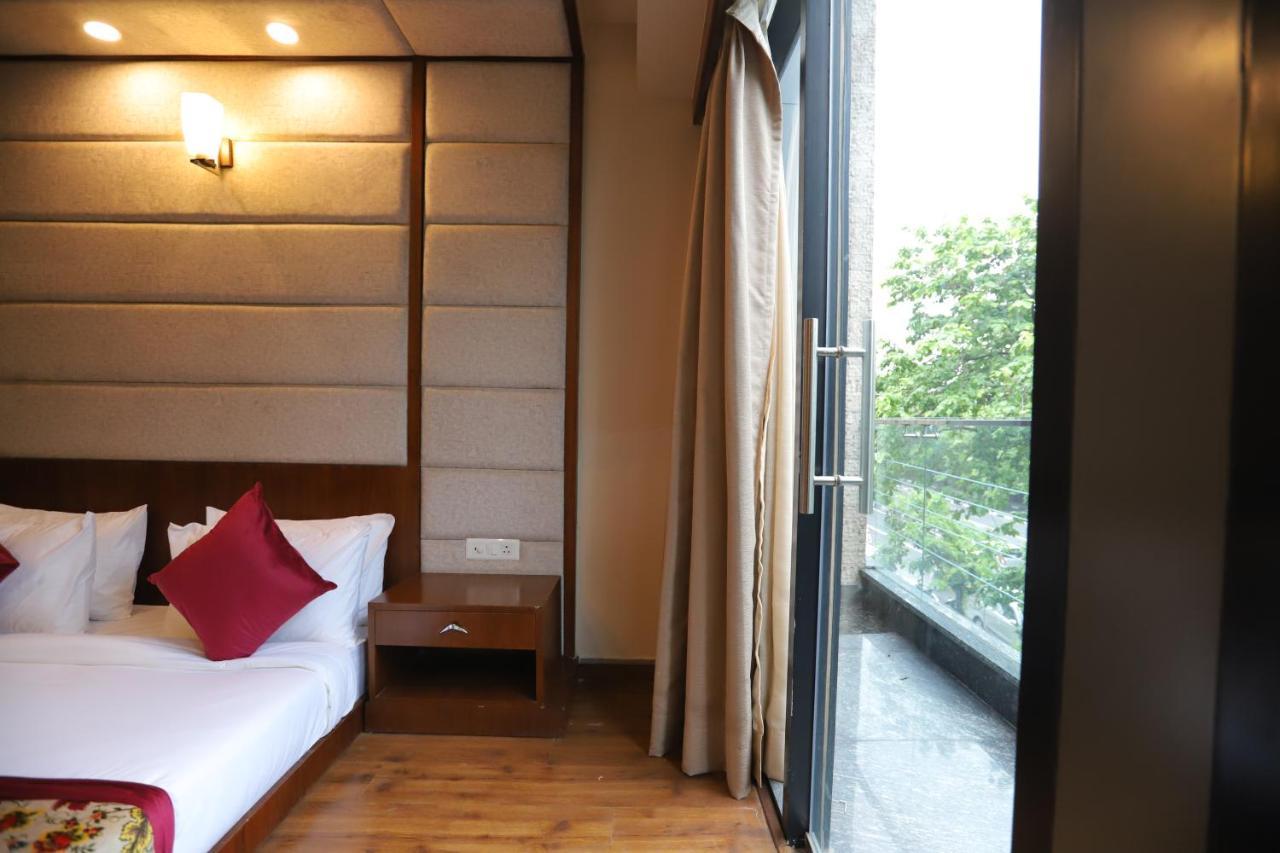 Ip Royal Hotel - Ню Делхи Екстериор снимка